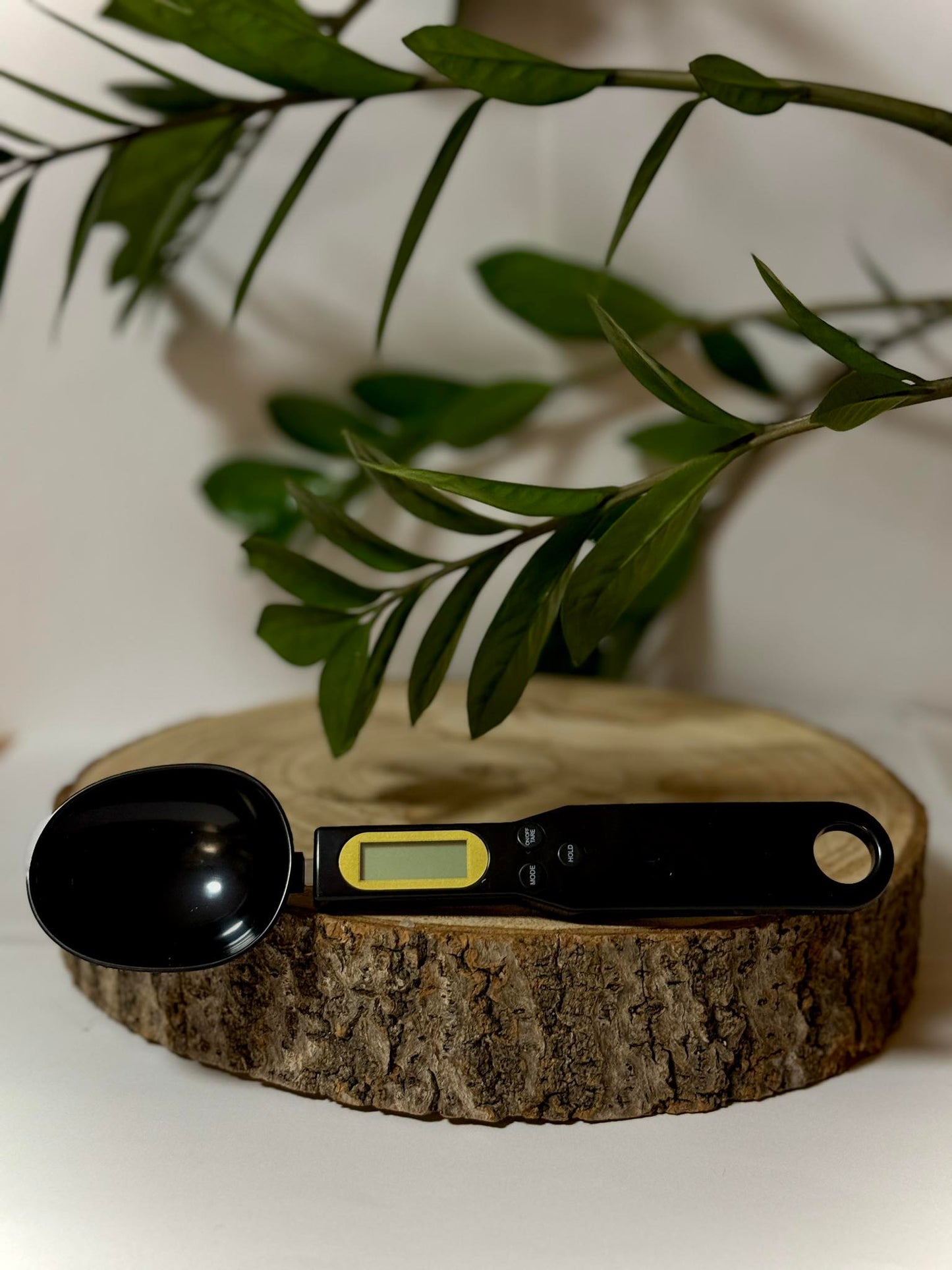 Digitální váha s přesností 0.1g - 500g